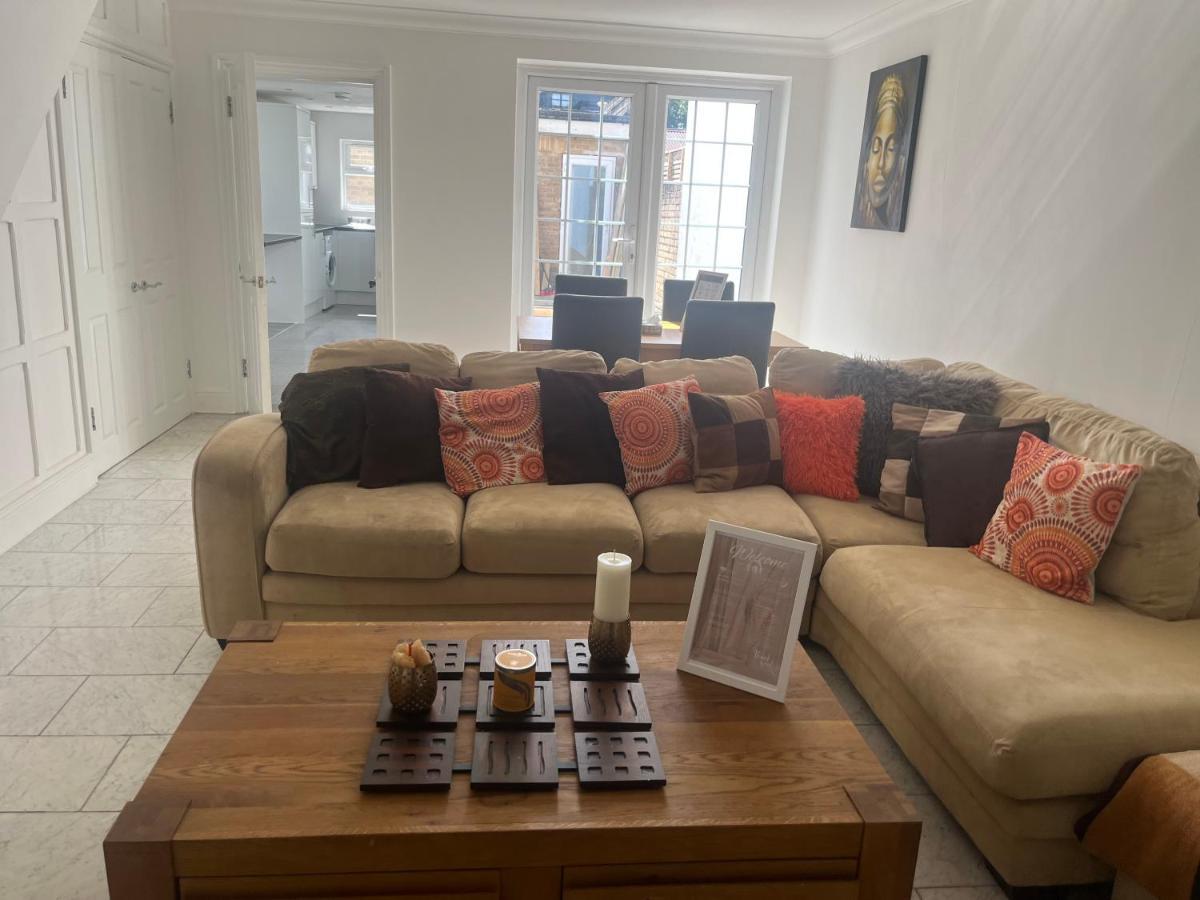 City Reach Retreat Spacious 4Bed House Startford Maryland Great Transport Links Londra Dış mekan fotoğraf